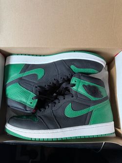 Jordan 1 Pine Green 2.0 size 9.5
