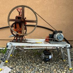 Surya Hindustan Ganna Juice Machine Electric 2 HP Sugarcane Grinder Juicer 