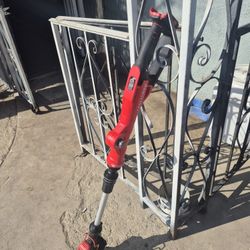 Craftman 20 V Weed Wacker. Tool Only