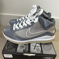 Nike Air LeBron 7 Cool Grey Sz 9