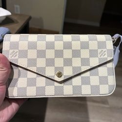 Luis Vuitton Pochette Félicie Women’s shoulder bag