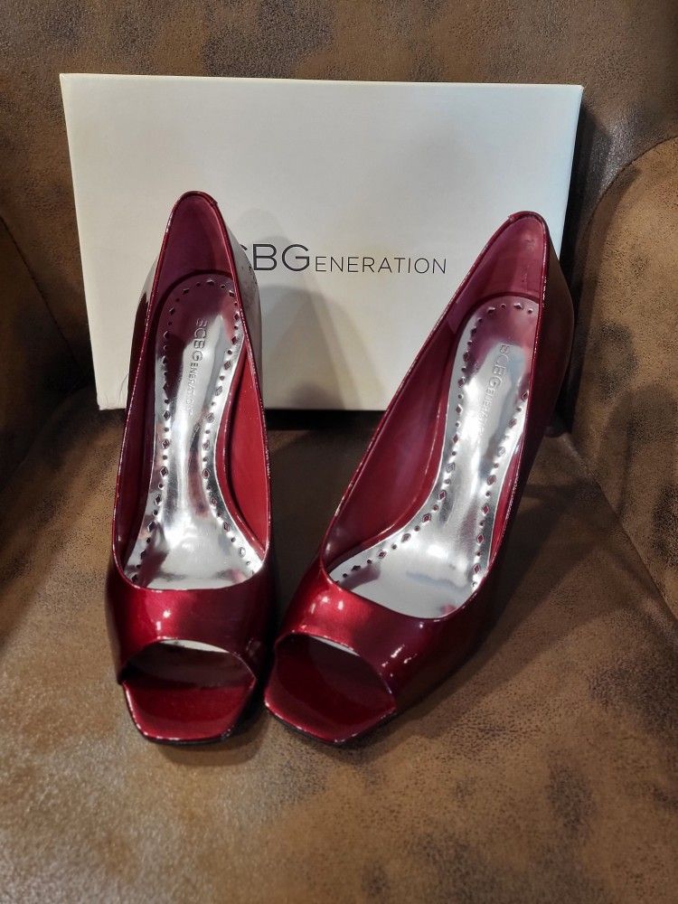 BCBGeneration PATENT Leather Shoes