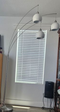 Floor lamp