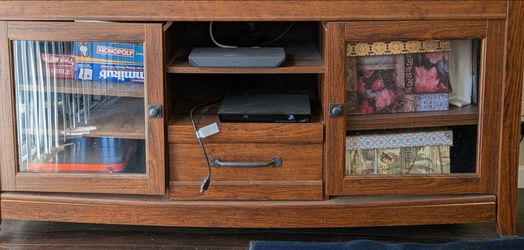 Tv stand