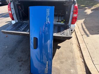 TRUNK DOOR TOYOTA TACOMA 07-13