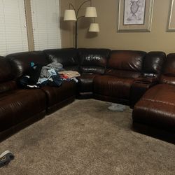 Leather Couch Excellent Condition