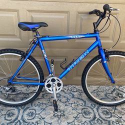 Trek Mountain Bike 