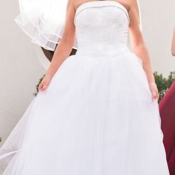 Size 6 Wedding Dress 