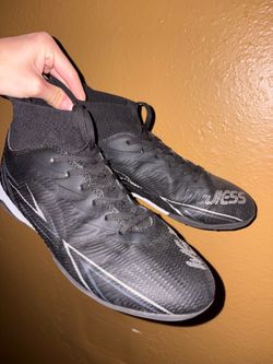 soccer cleats (comes with shin guards)