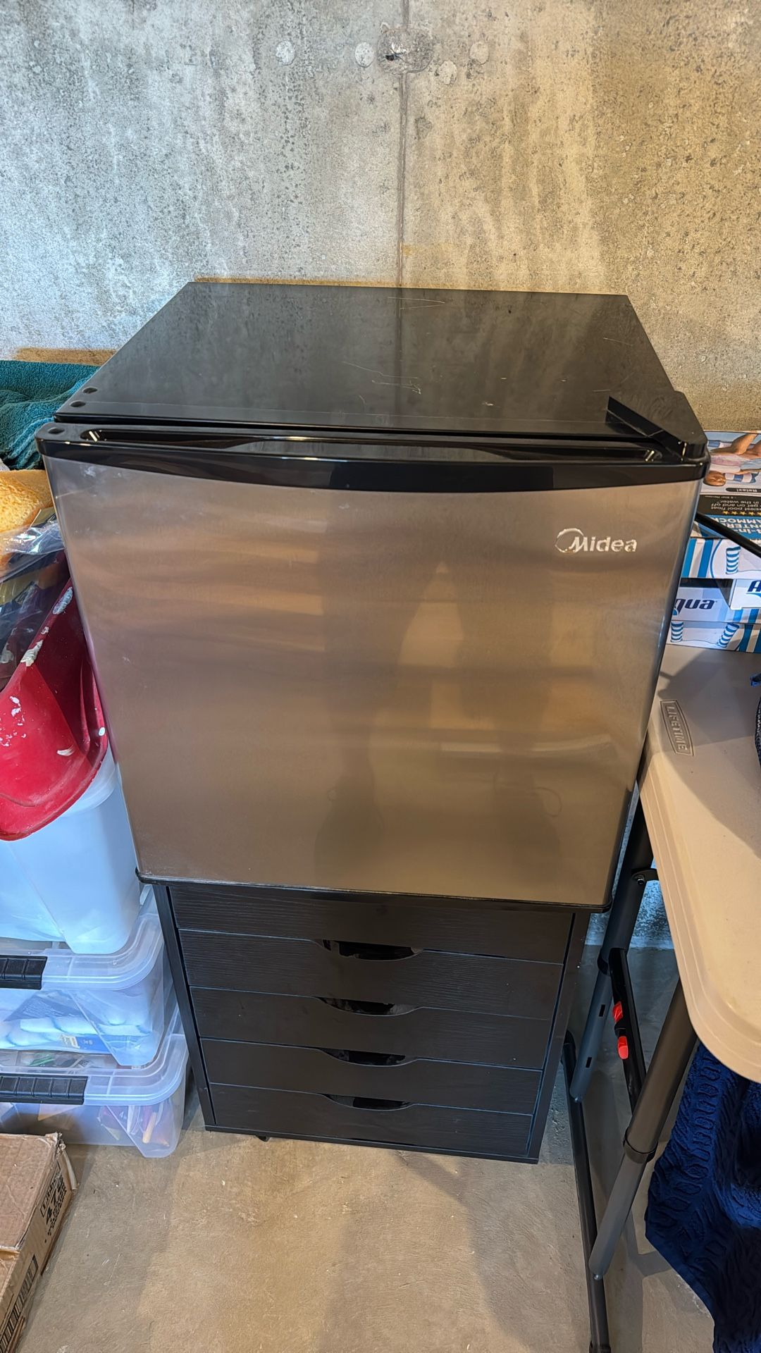 Cube Refrigerator Freezer