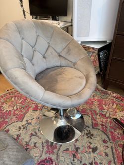 Round Velvet Swivel Chair — $20
