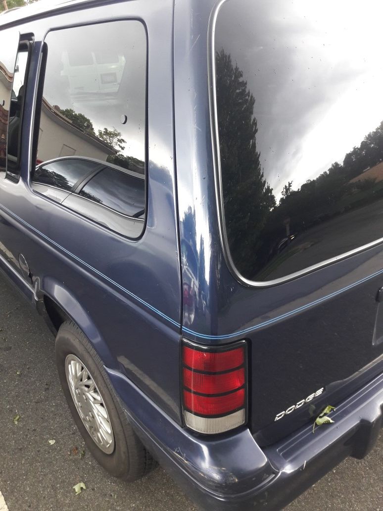 1995 Dodge Caravan