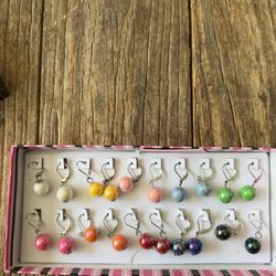 Garold Miller Friends Collextion 12 pr earrings NIB