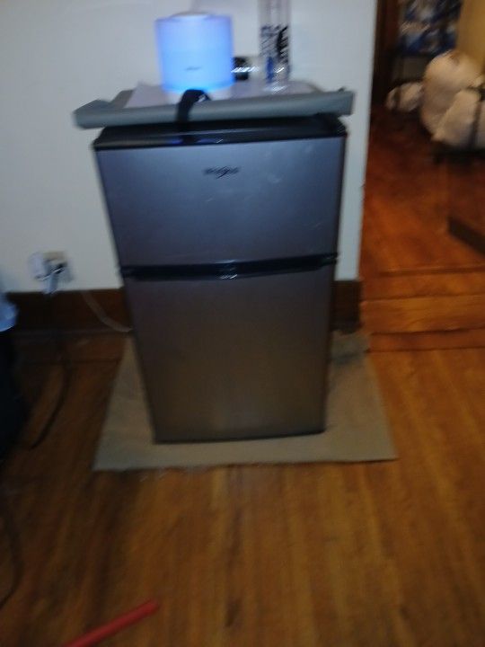 Fridge writer.