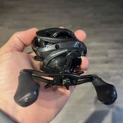 Abu Garcia Vengeance Low Profile Baitcast Reel, Left Hand Fishing Reel