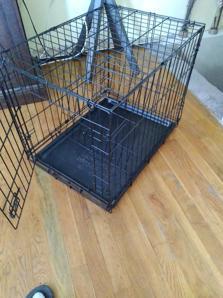 Medium Dog Crate