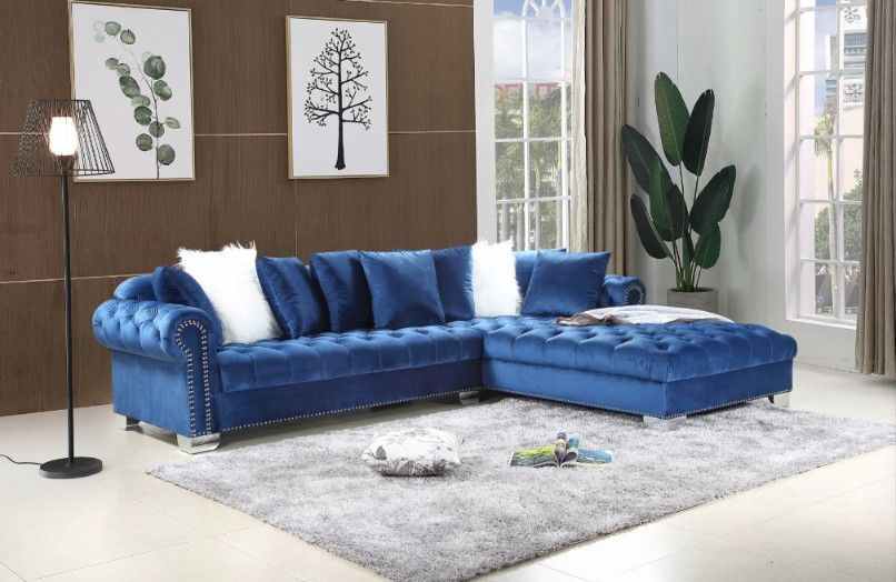 Divine 2PC Tufted Velvet Sectional w Pillows