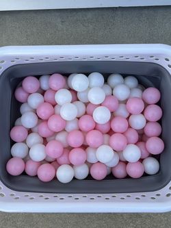 Ball Pit Plastic Balls - Pink And White / Approx 140