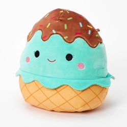 Maya 8” Squishmallow