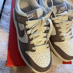 Nike DUNK LOW GS SIZE 3.5
