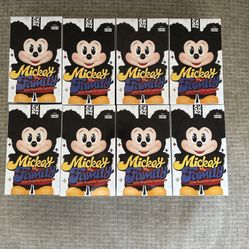 Pop Mart Disney Mickey Family Together 