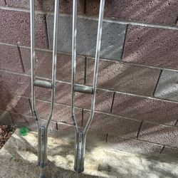 Crutches 🩼