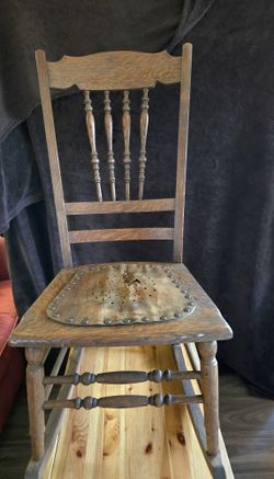 Antique Wetnurse Rocker