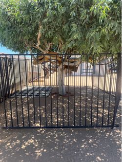 Galvanized steel fencing