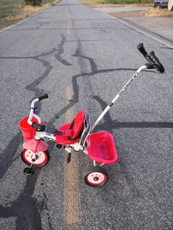 Schwinn Kids tricycle