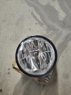 New 08-11 Ranger 07-14 Ford Expedition w/o STX Fog Light Rh or Lh side