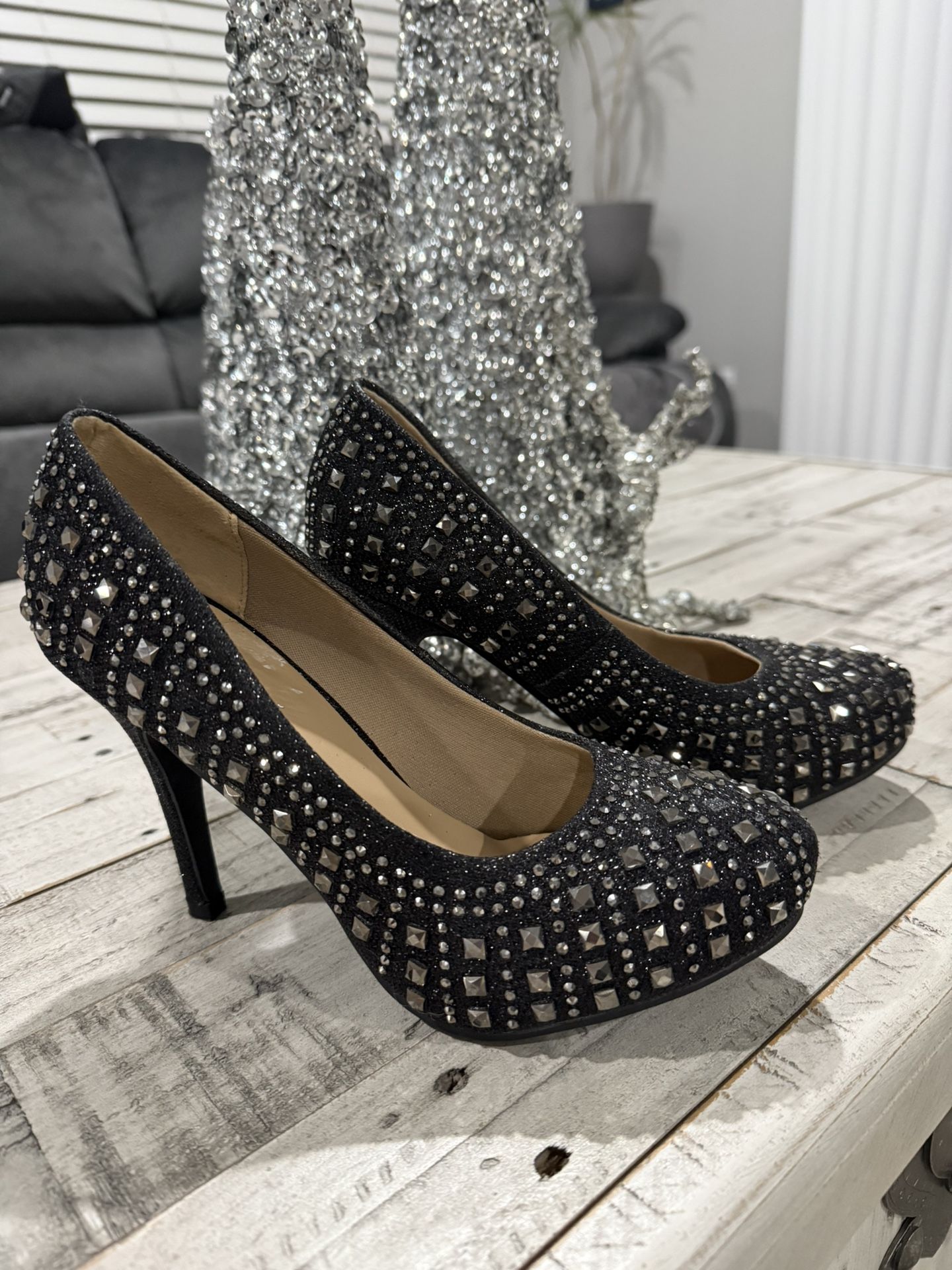 Size 8.5 Women’s Black Sexy Heels