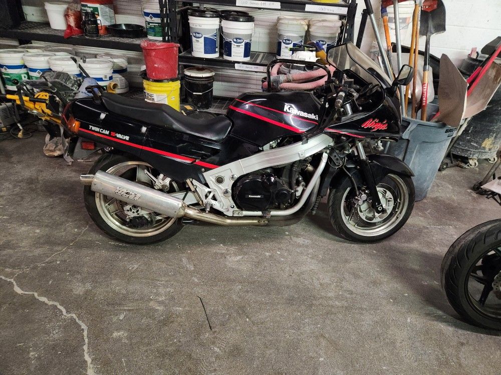 1989 Kawasaki Ninja Zx10 for Sale in Glendale, AZ - OfferUp