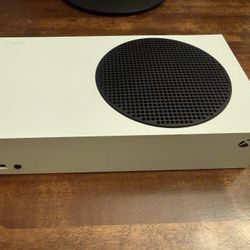 Xbox Series S April 2025 1 TB 