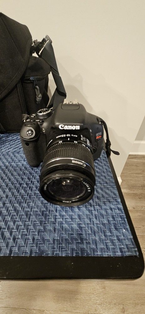 Camera (Cannon)