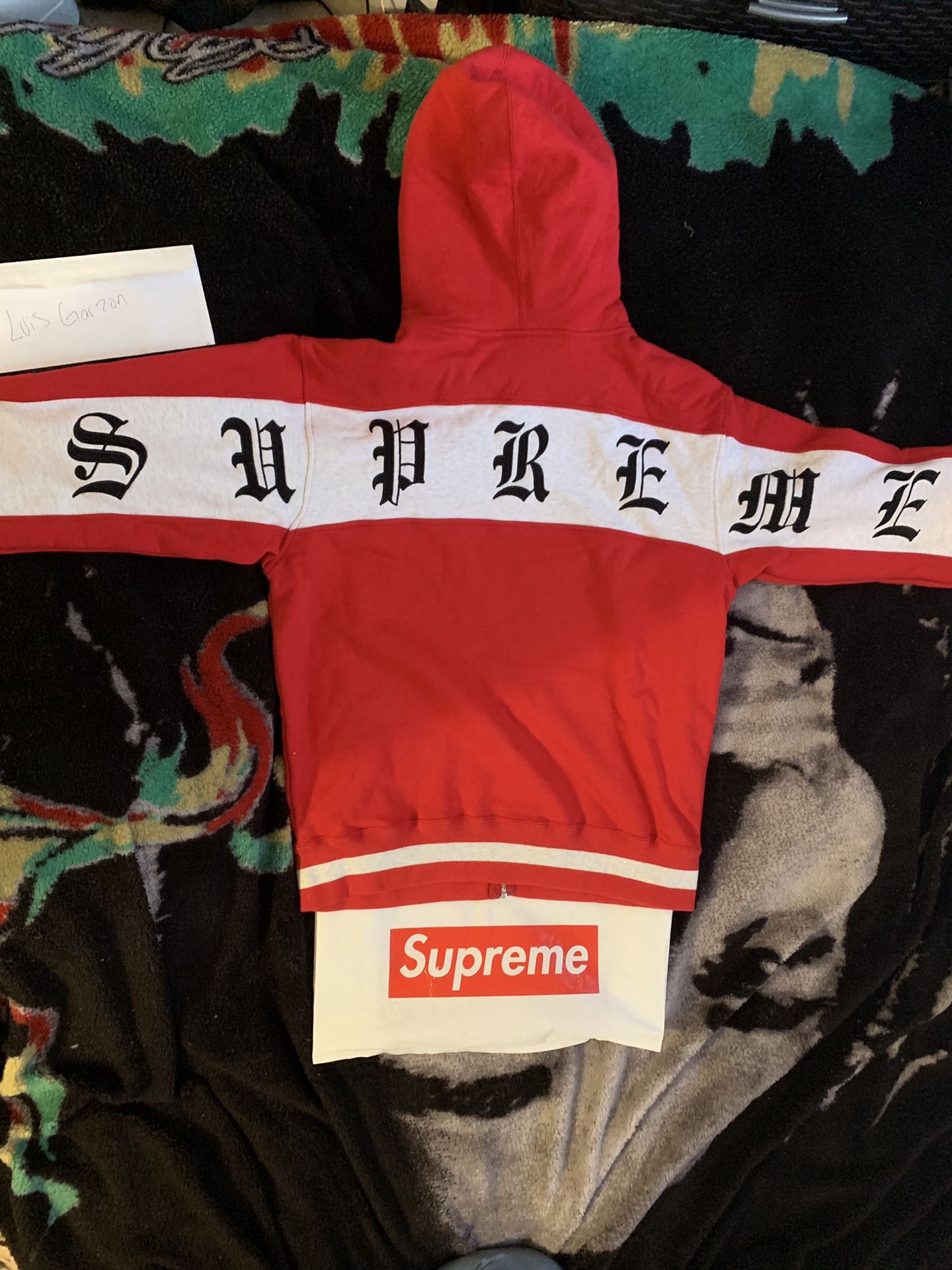 Supreme SS19