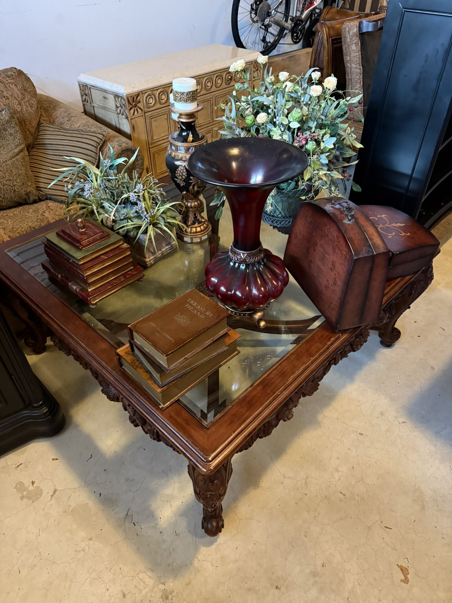 Various Decorations And Vases