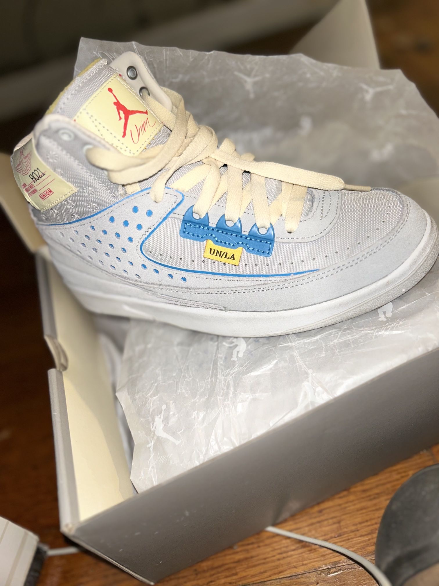 Air Jordan Retro 2