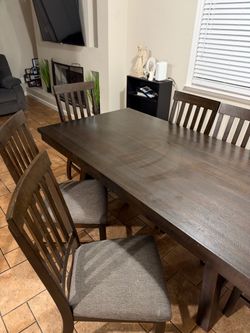 Dinning table