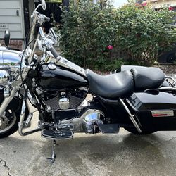 2006 Harley Road king FLHRI