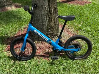 Strider 14x Convertible Bike (PEDALS INCLUDED)