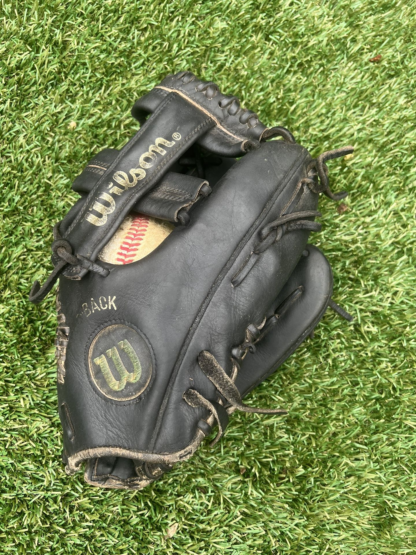 Wilson A2000- 1789- 11.5 Infield Glove