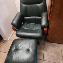 Armchair/ Recliner And Ottoman 