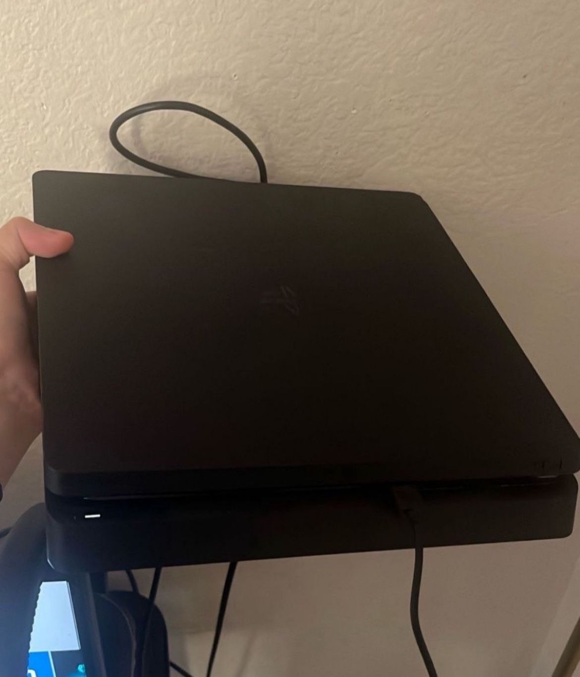 ps4 slim