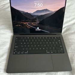 MacBook Pro M3 Pro