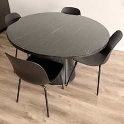 Faux Black Marble Table With 4 Chairs 