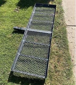 Extra large cargo carrier hitch
