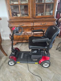 Pride Go Go Elite Traveller mobility scooter
