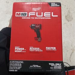 Milwaukee M18 Fuel 1/2” Mid Torque Impact Wrench W/ Friction Ring