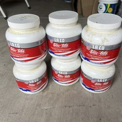 6 bottles 32 oz La-co pipe thread sealant: slic-tite heavy duty tread sealing compound $25 each 