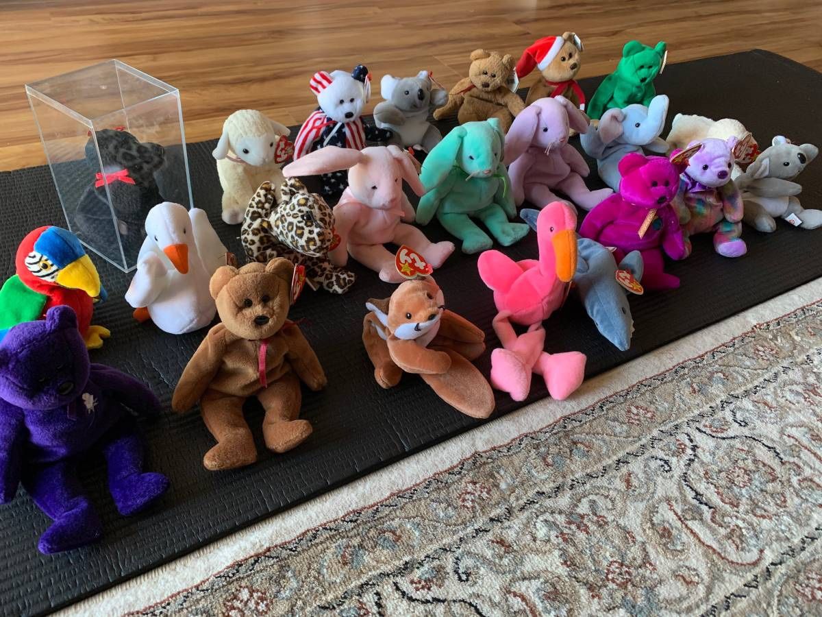 Lot of TY Beanie Babies (23) with tags